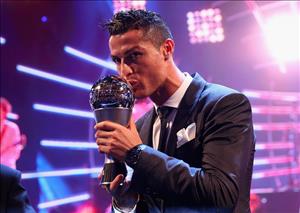 Đánh bại Messi và Neymar, Ronaldo xuất sắc nhất thế giới năm 2017
