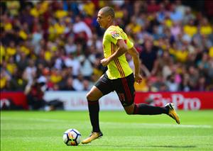 Arsenal và Chelsea đại chiến vì hiện tượng Premier League 2017/18