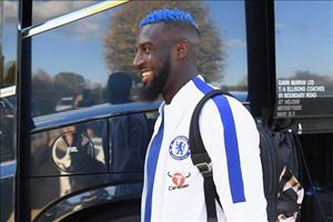 Học Pogba, sao Chelsea trình diễn quả đầu cực dị