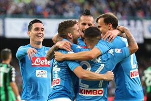 Napoli 3-1 Sassuolo: Đòi lại ngôi đầu