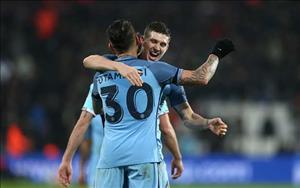 Nâng cấp hàng thủ, Real bất ngờ muốn có 'bom xịt' của Man City