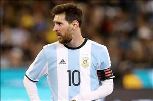 “Lionel Messi không thể gánh cả thế giới cho Argentina”