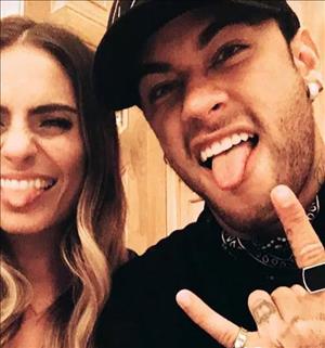 Ngôi sao Neymar đi ăn đêm với 'người yêu tin đồn'