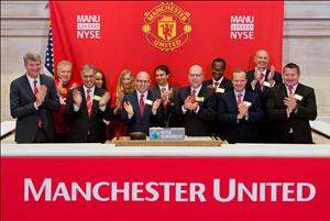 Người cũ chỉ trích Man Utd chỉ biết đến tiền