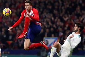 HLV Zidane vẫn lạc quan dù Real đã kém Barca 10 điểm