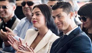 Ngôi sao Ronaldo là 'vua thế giới' trên mạng xã hội