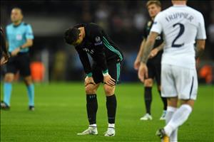 Real Madrid thua thảm Tottenham: Khi không ai thoát được quy luật nghiệt ngã