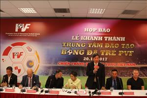 Chùm ảnh: Giggs và Scholes đến Việt Nam, tham dự lễ khánh thành học viện PVF