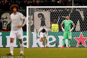 Thấy gì qua trận thua bất ngờ của Man United trước Basel?