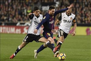 Thấy gì sau trận đấu kịch tính Valencia 1-1 Barcelona?
