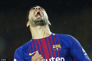 12 trận, 3 bàn: Điều gì đang xảy ra với Luis Suarez?
