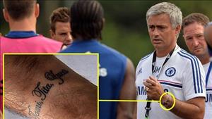 HLV Mourinho lộ chuyện nợ vợ một hình xăm