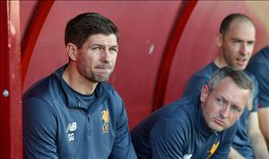 Gerrard: Tôi già đi 2 tuổi khi dẫn dắt đội trẻ Liverpool