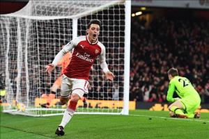 Man Utd nguy cơ mất Ozil vì trò cũ của Mourinho