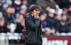 Conte đã giương cờ trắng trong cuộc đua vô địch
