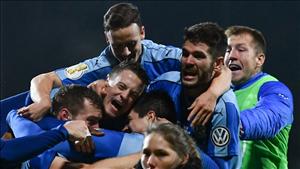 Đội bóng Đức đi vào lịch sử khi thay người... 4 lần