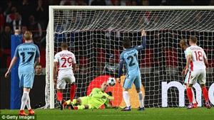 Man City bị loại bởi Monaco: Những con tính sai lầm