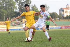 Tiền đạo Công Phượng lại bí bài: Quay quắt nỗi nhớ Tuấn Anh, Xuân Trường!