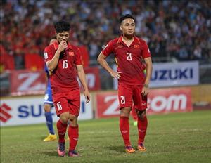 “Tiền đạo ĐT Việt Nam không có tốc độ”