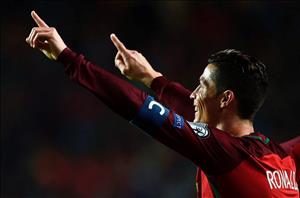Cristiano Ronaldo cân bằng kỳ tích của huyền thoại Thái Lan
