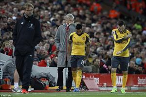 Dư âm Liverpool 3-1 Arsenal: Wenger và nụ cười Alexis Sanchez