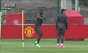 Tiền vệ Pogba nhảy Gangnam Style trước trận gặp Anderlecht