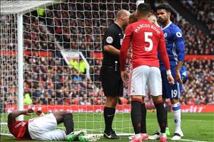 Conte: Chẳng có gì phải lo lắng về phong độ của Costa cả