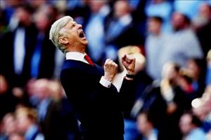 Giáo già Wenger: Nụ cười trong nắng