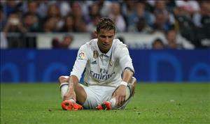 Ronaldo thảm hại và đáng thương ra sao ở trận Real 2-3 Barca