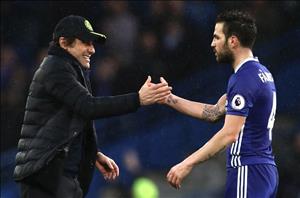 Conte buông lời cay đắng với Fabregas