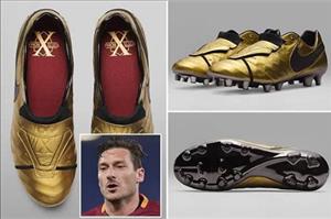 Nike phát hành phiên bản đặc biệt tôn vinh Totti