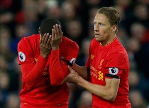Thấy gì sau trận hòa tai hại của Liverpool trước Bournemouth