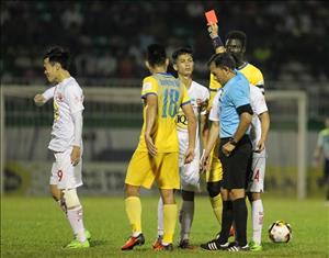 Bầu Đức chuyền bóng cho dư luận phán xét về trận HAGL 2-3 Thanh Hóa