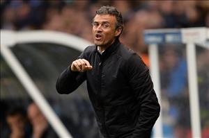 HLV Enrique ấm ức với tấm thẻ đỏ của Neymar