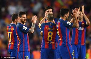 Luis Enrique: Sân nhà Camp Nou khiến Barcelona mất ngôi vô địch