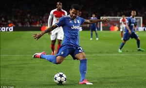 Dani Alves: Tuổi tác chẳng nói lên điều gì cả