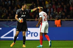 Ngày Mbappe chịu cúi đầu trước bàn tay Buffon