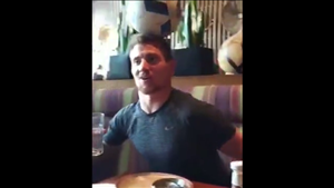 Đây! Đỉnh cao của nghệ thuật giữ bóng bằng đầu