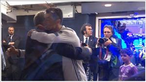 Tình cảm thầy trò đáng ngưỡng mộ giữa Sir Alex vs Ronaldo