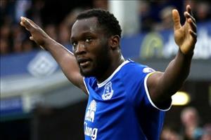 Chelsea dùng Batshuayi câu Lukaku