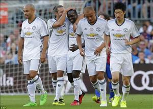 Tổng hợp: Huyền thoại Barca 1-3 Huyền thoại MU (Giao hữu)