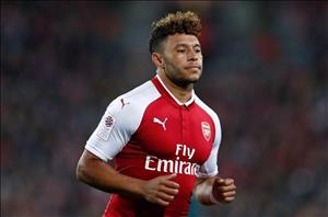 Arsenal quyết định bán Chamberlain