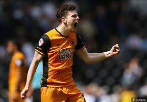 Liverpool chuẩn bị đón tân binh thứ ba ở hàng thủ