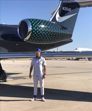 Hé lộ chuyện máy bay dùng chung của ngôi sao Ronaldo