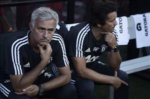 M.U sau tour du đấu trên đất Mỹ: Thiếu và yếu