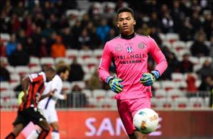 Arsenal mua “Donnarumma nước Pháp” thay Petr Cech