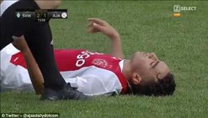 SỐC: Tiền vệ Ajax suýt mất mạng trên sân cỏ do đột quỵ