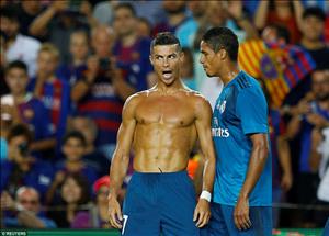 Barca 1-3 Real Madrid (KT): Không còn Neymar, Blaugrana thua đau Los Blancos dù Ronaldo ăn thẻ đỏ