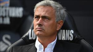 HLV Mourinho nói gì sau chiến thắng ấn tượng trước Swansea?
