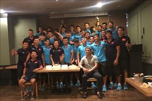 Thầy trò Hữu Thắng tổ chức sinh nhật tại Hàn Quốc